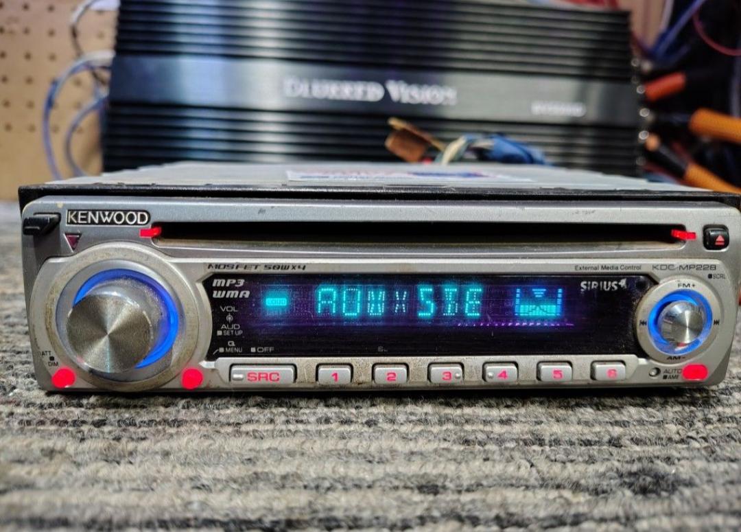 Kenwood KDC-MP228 With Detachable Face