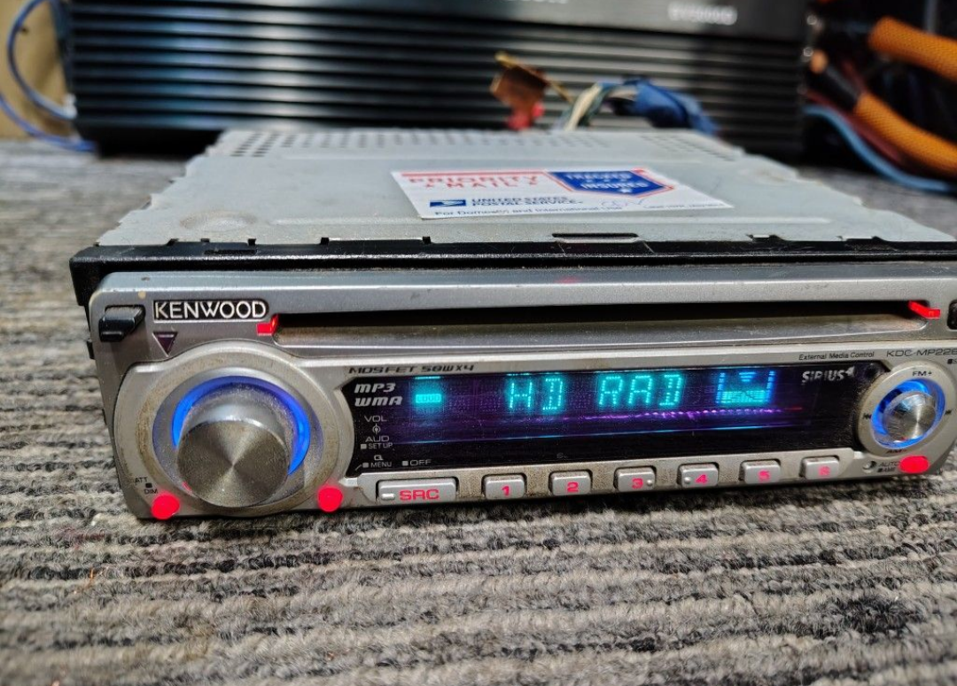 Kenwood KDC-MP228 With Detachable Face