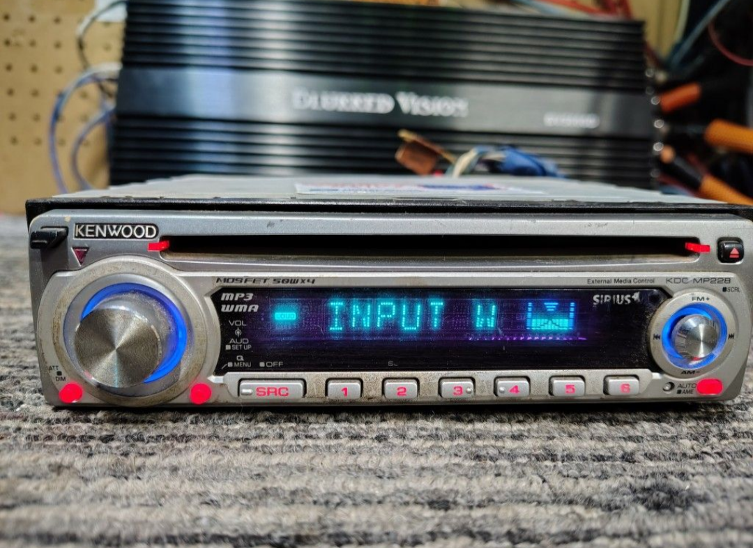 Kenwood KDC-MP228 With Detachable Face