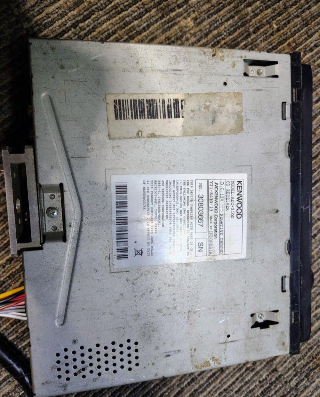 Kenwood KDC 210u Cd Receiver with USB Aux Inputs