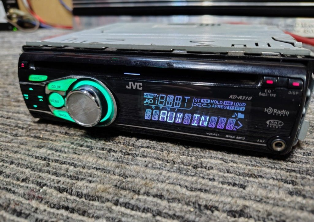 JVC KD-R310
AM/FM/CD/CD-R/MP3/WMA Car Audio Player with Front Aux