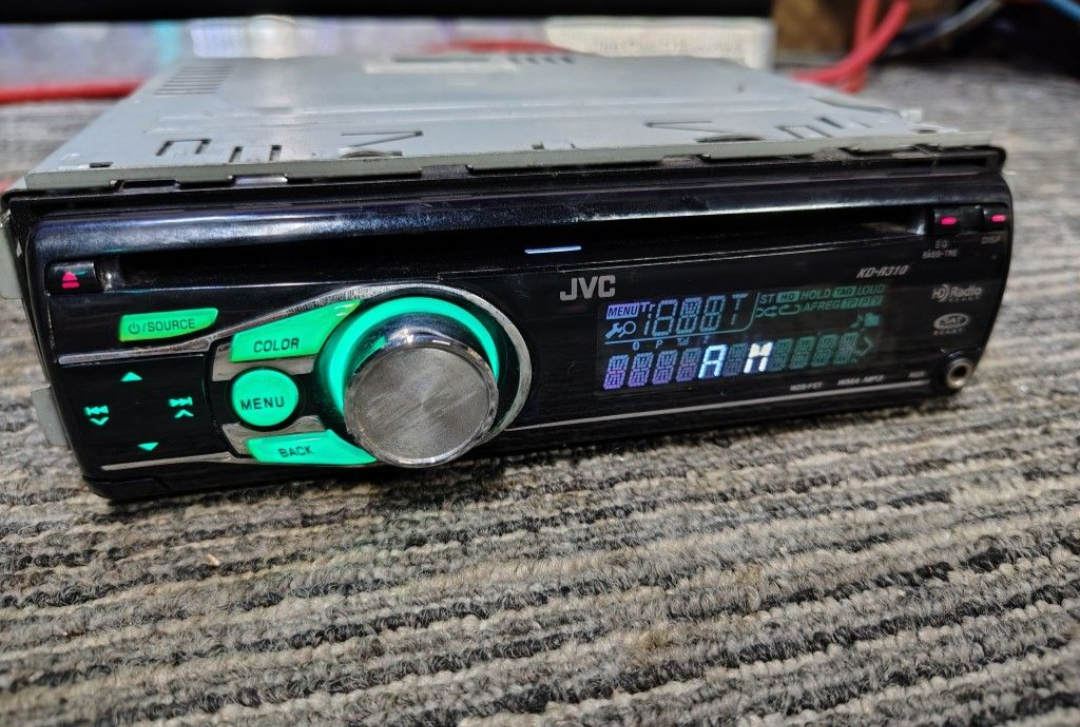 JVC KD-R310
AM/FM/CD/CD-R/MP3/WMA Car Audio Player with Front Aux