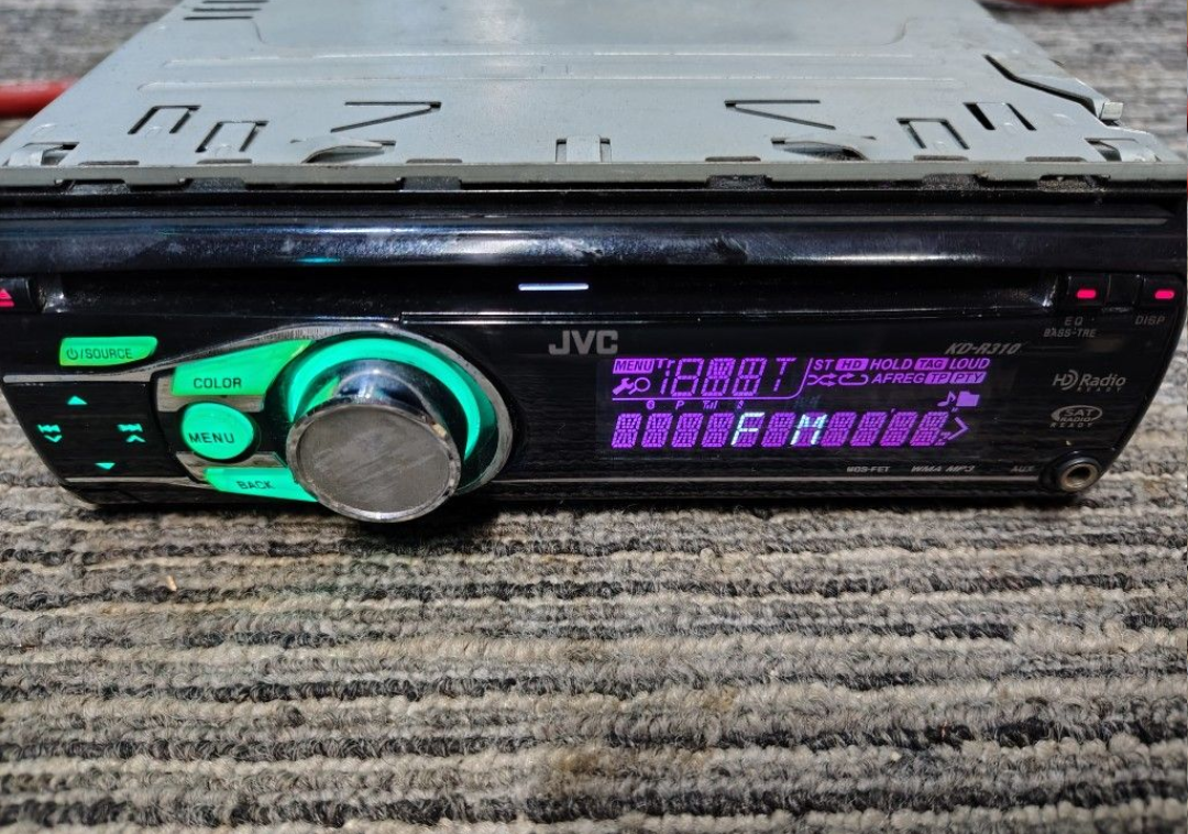 JVC KD-R310
AM/FM/CD/CD-R/MP3/WMA Car Audio Player with Front Aux