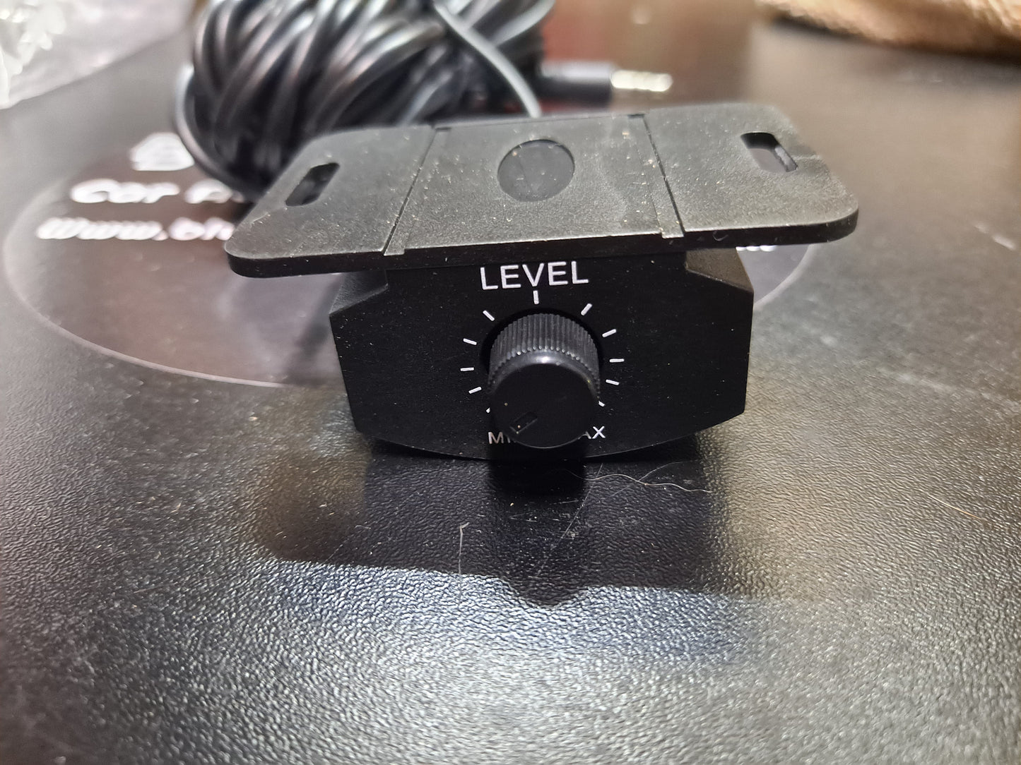 Blurred Vision Audio Universal Bass knob (3.5mm)