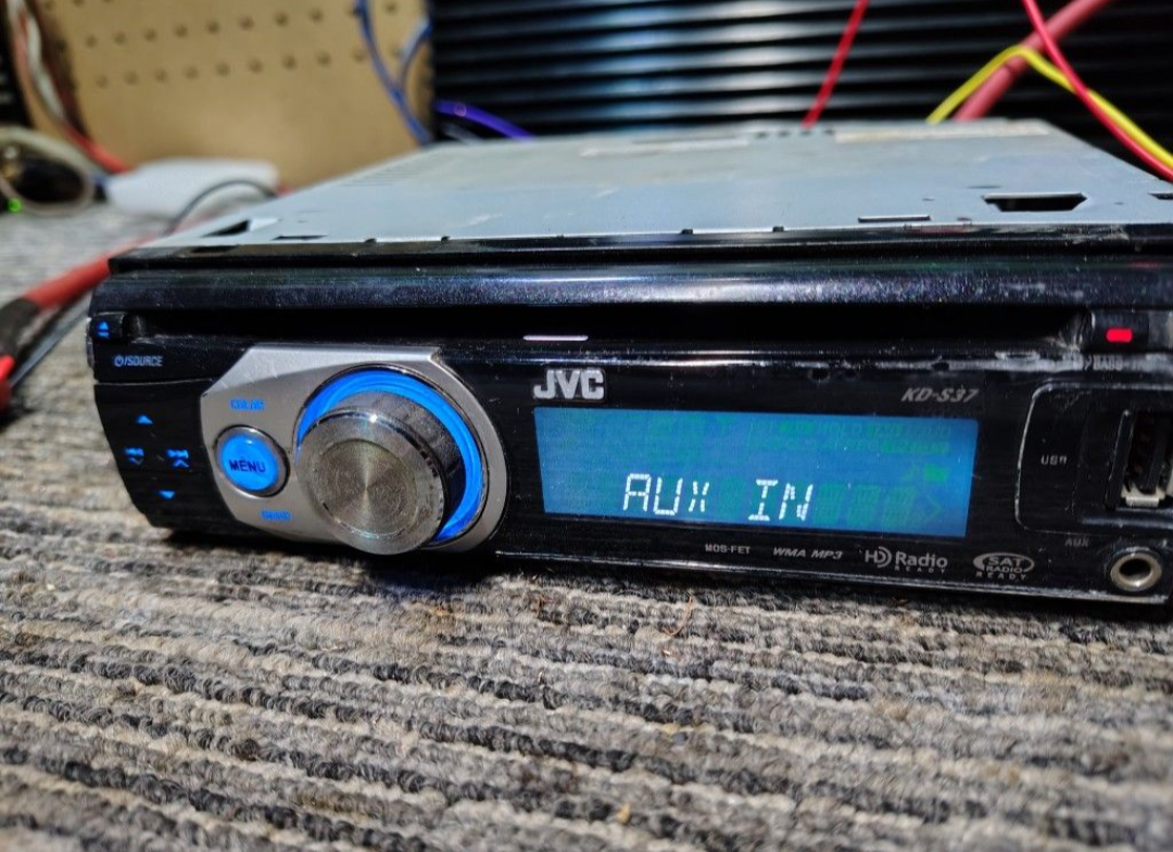 jvc kds-37 CD USB Auxiliary