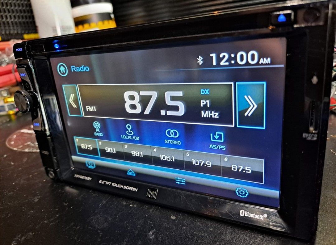Dual  XDVD276BT 6.2" Touchscreen Car Stereo DVD