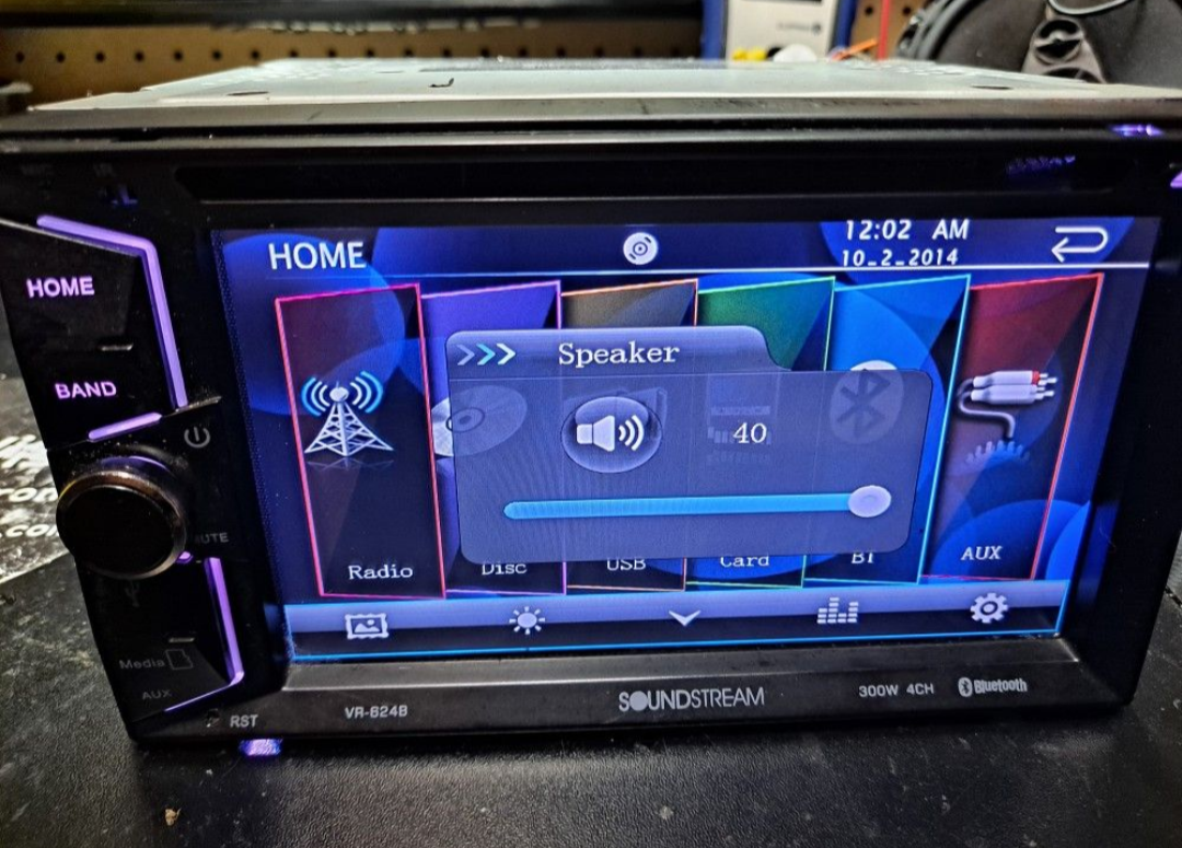 Soundstream VR-624B 6.2" Double DIN DVD Receiver with Bluetooth