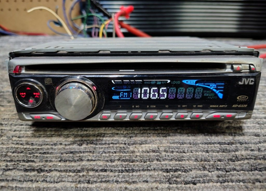 JVC KD-G320
CD receiver with MP3/WMA playback