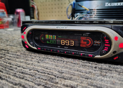 Sony CDX-L510X
CD Receiver