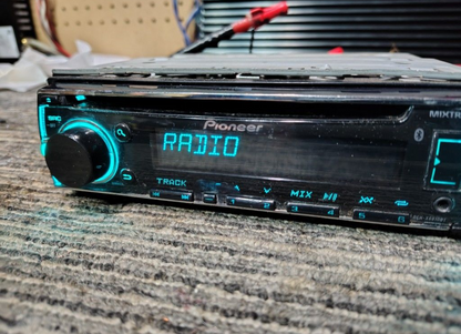 Pioneer DEH-X6810BT Bluetooth USB Auxiliary