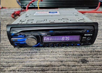 Sony Xplod CDX-GT350MP
CD receiver & Auxiliary