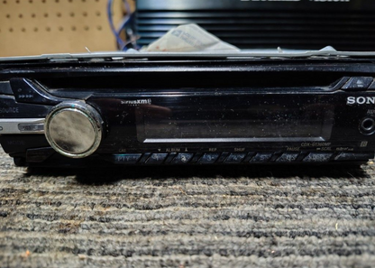 Sony CDX-GT360MP
CD receiver & Auxiliary