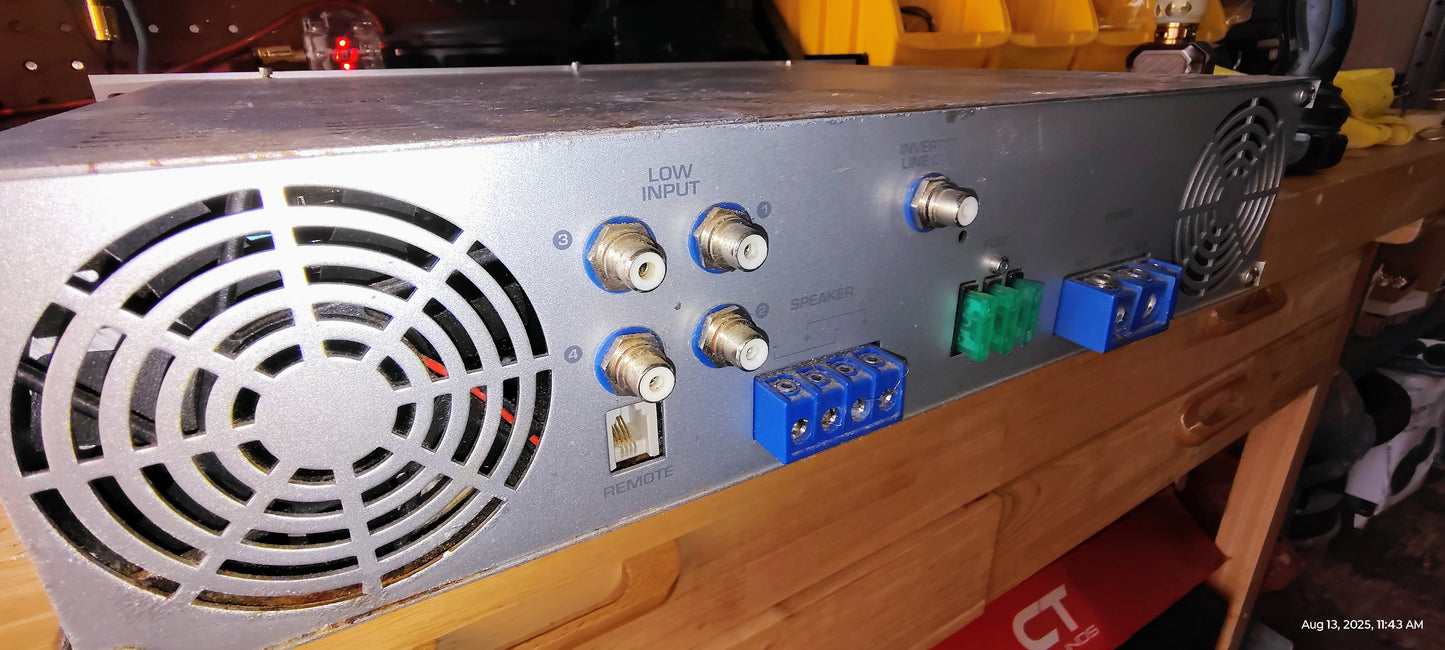 Audiobahn A800x1Q (Not Working)