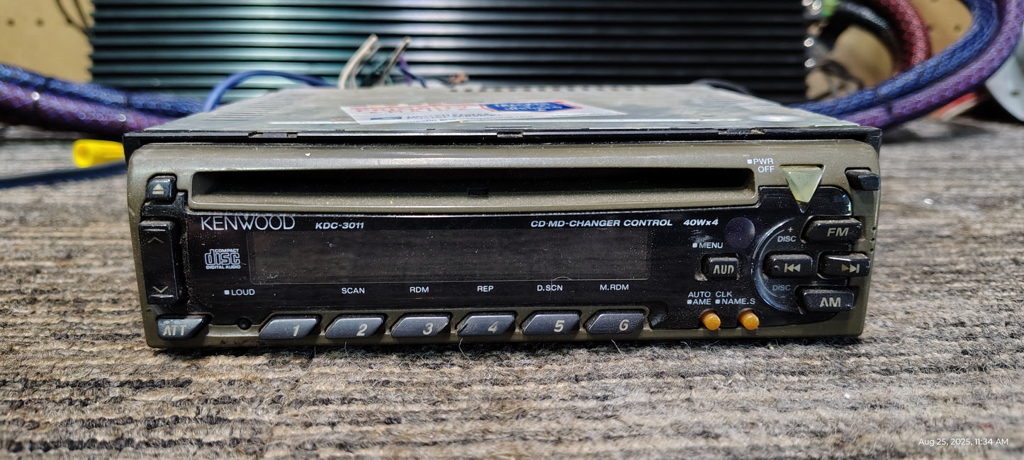 Old School Kenwood KDC-3011