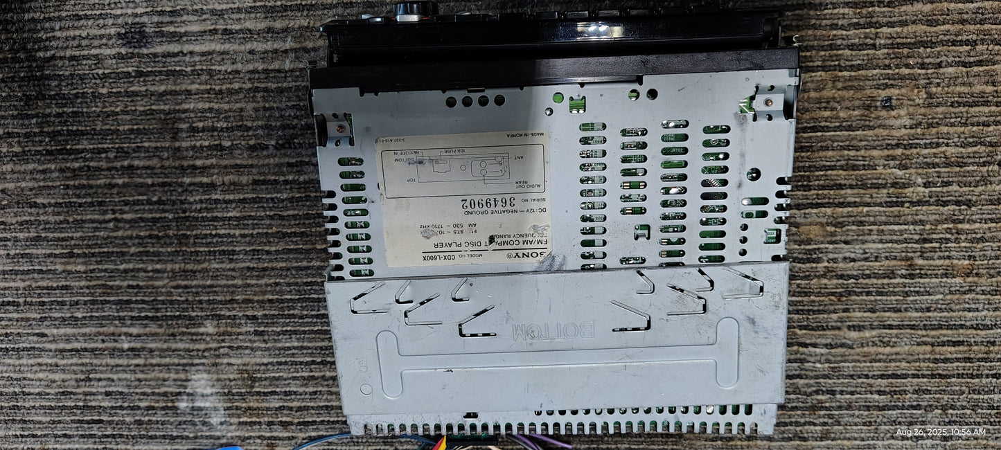 Sony CDX-L600X