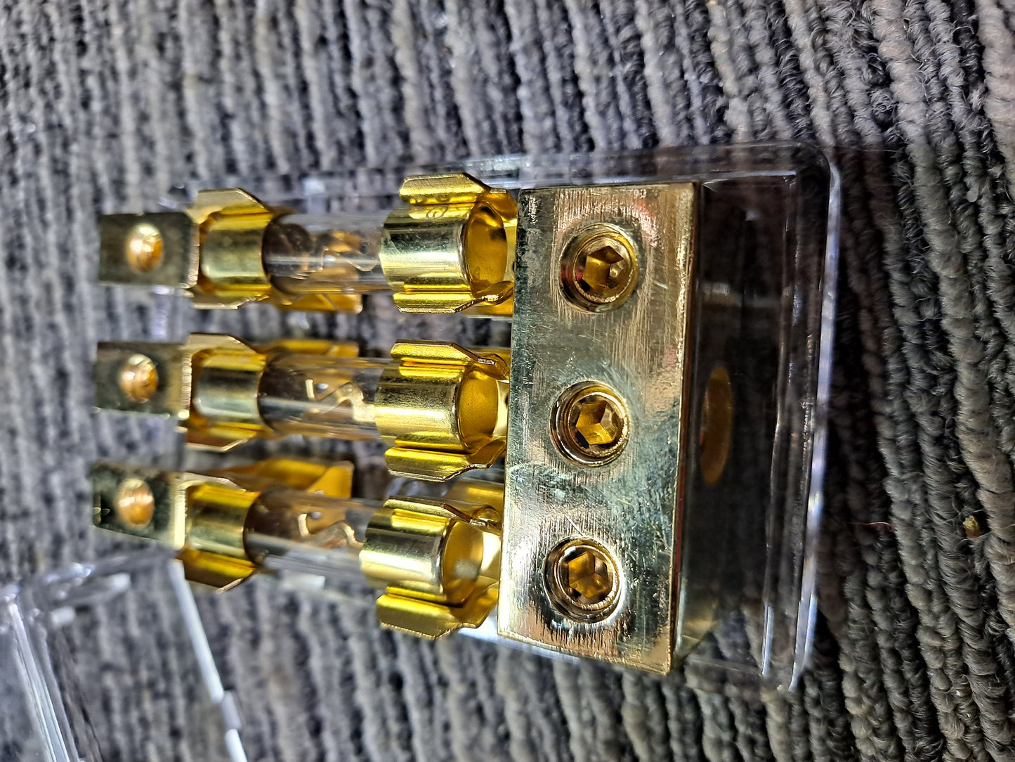 Blurred Vision Audio 3 Position Fuse 4/8 Gauge Distribution Block 3in 3out