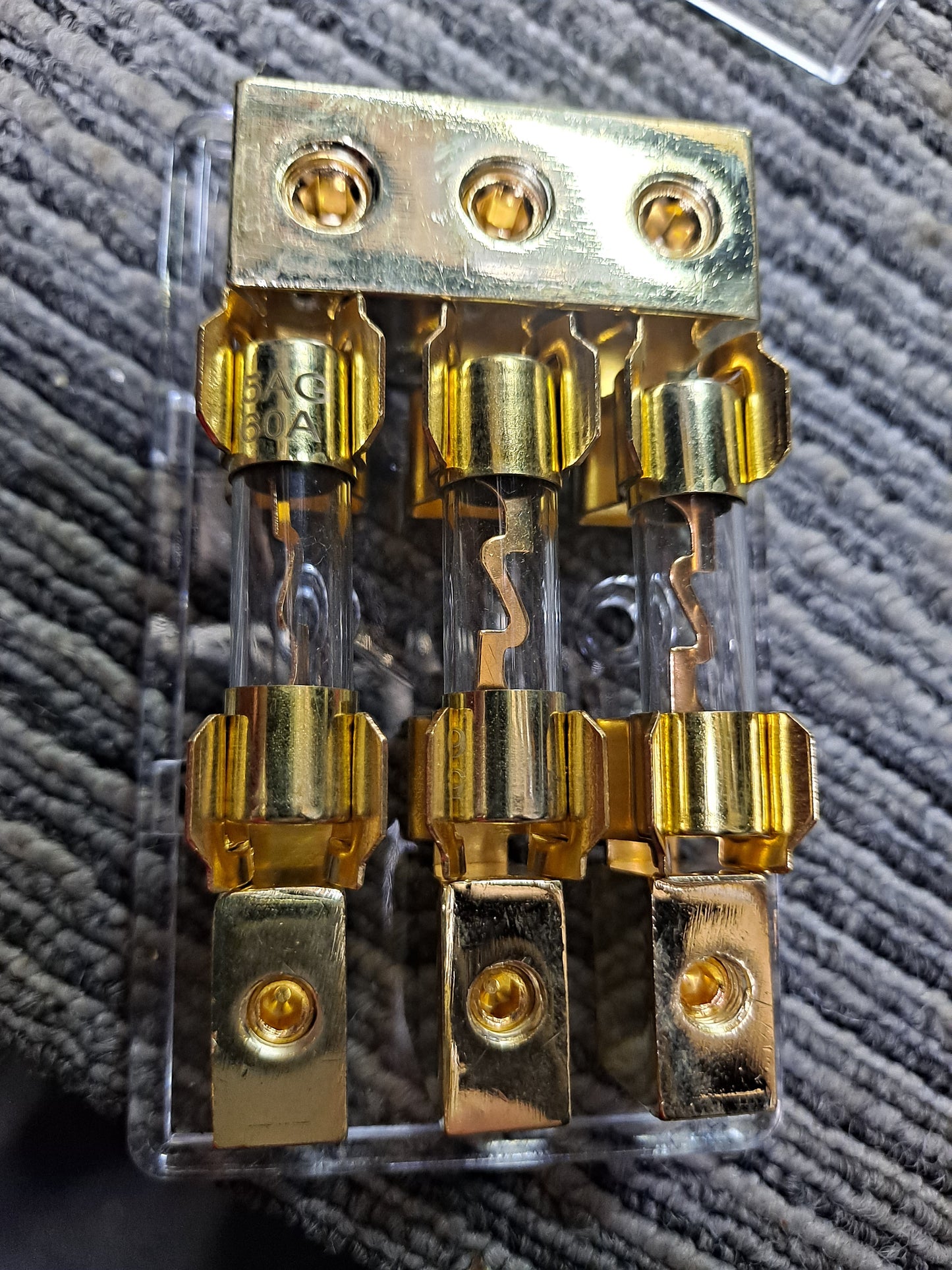 Blurred Vision Audio 3 Position Fuse 4/8 Gauge Distribution Block 3in 3out