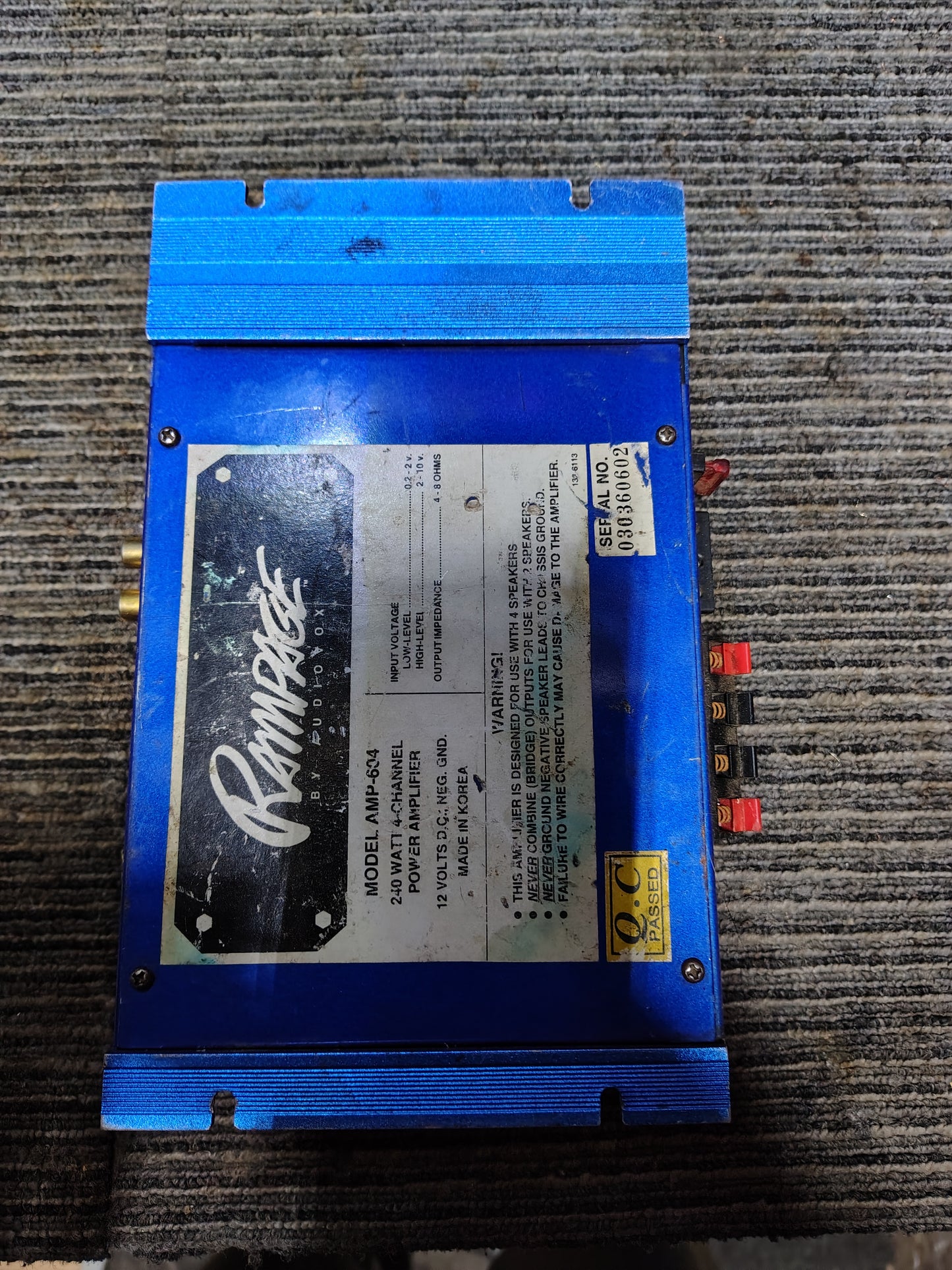 Rare Rampage by AUDIOVOX AMP604 240-Watt (4-Channel)