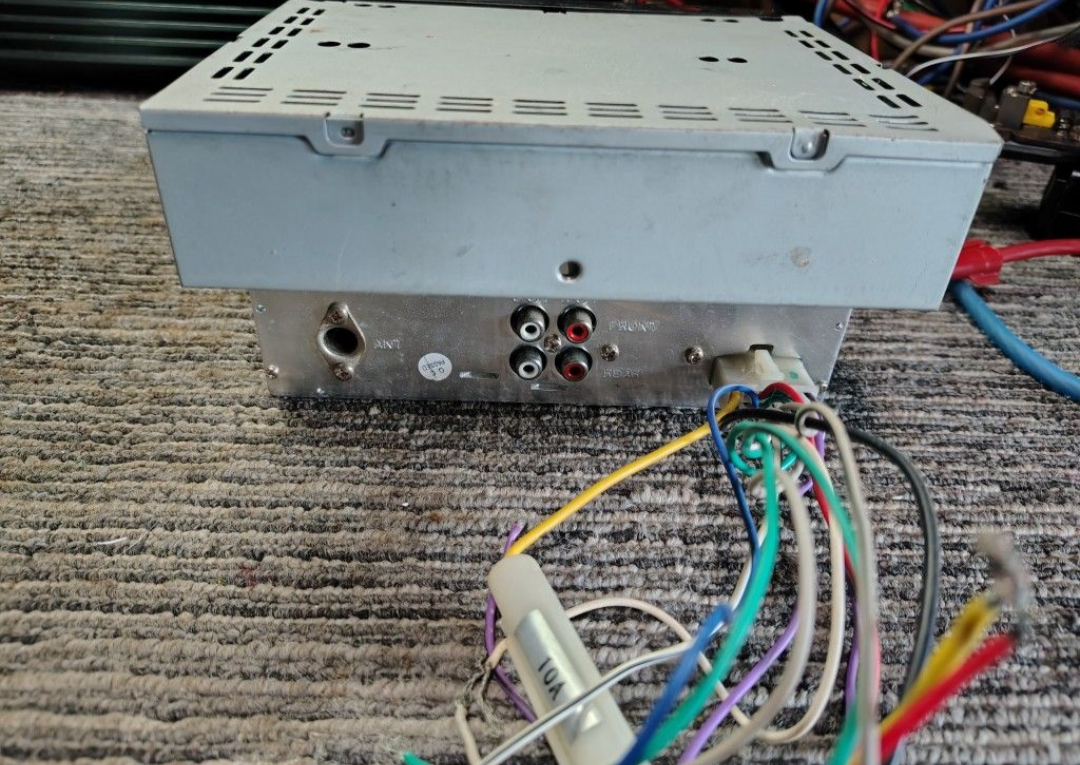 Dual DXRM57BT Digital media receiver