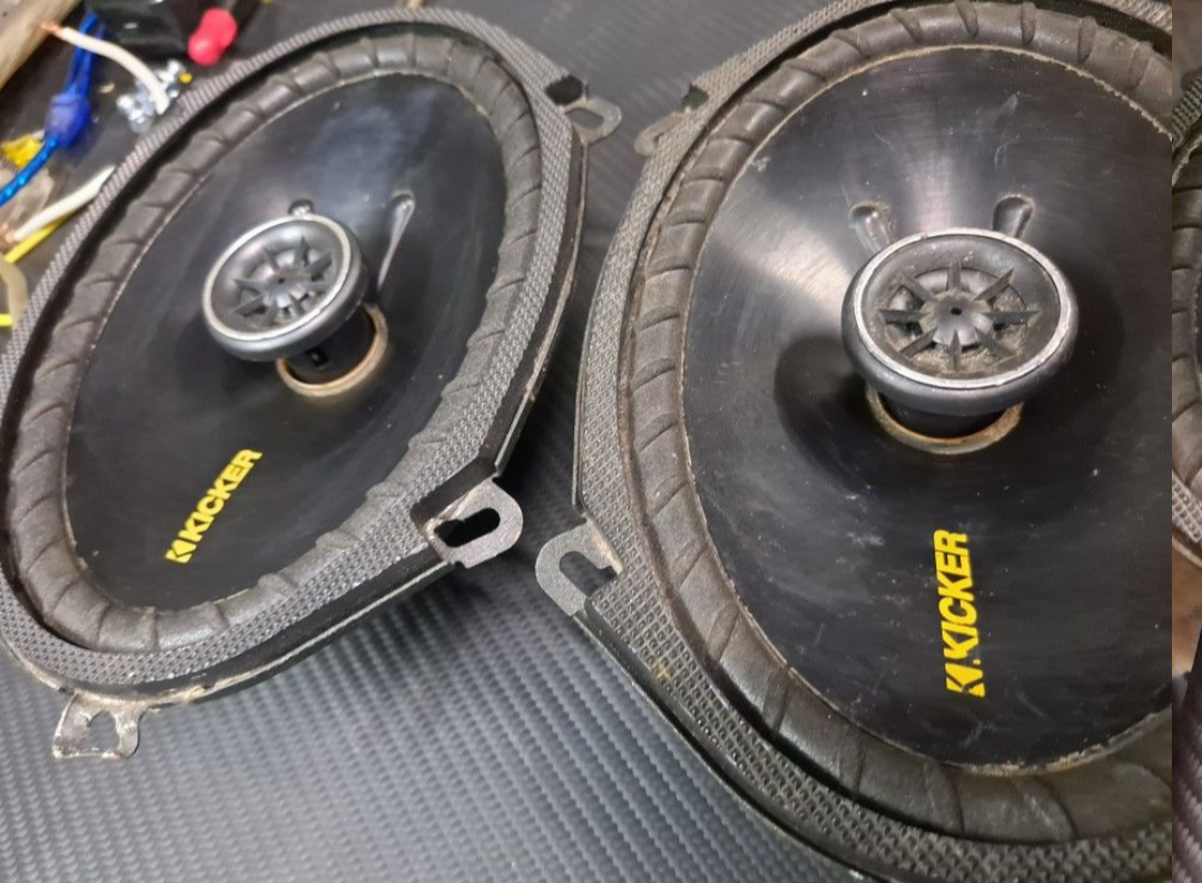 kicker cs68 2 Way Component Speakers