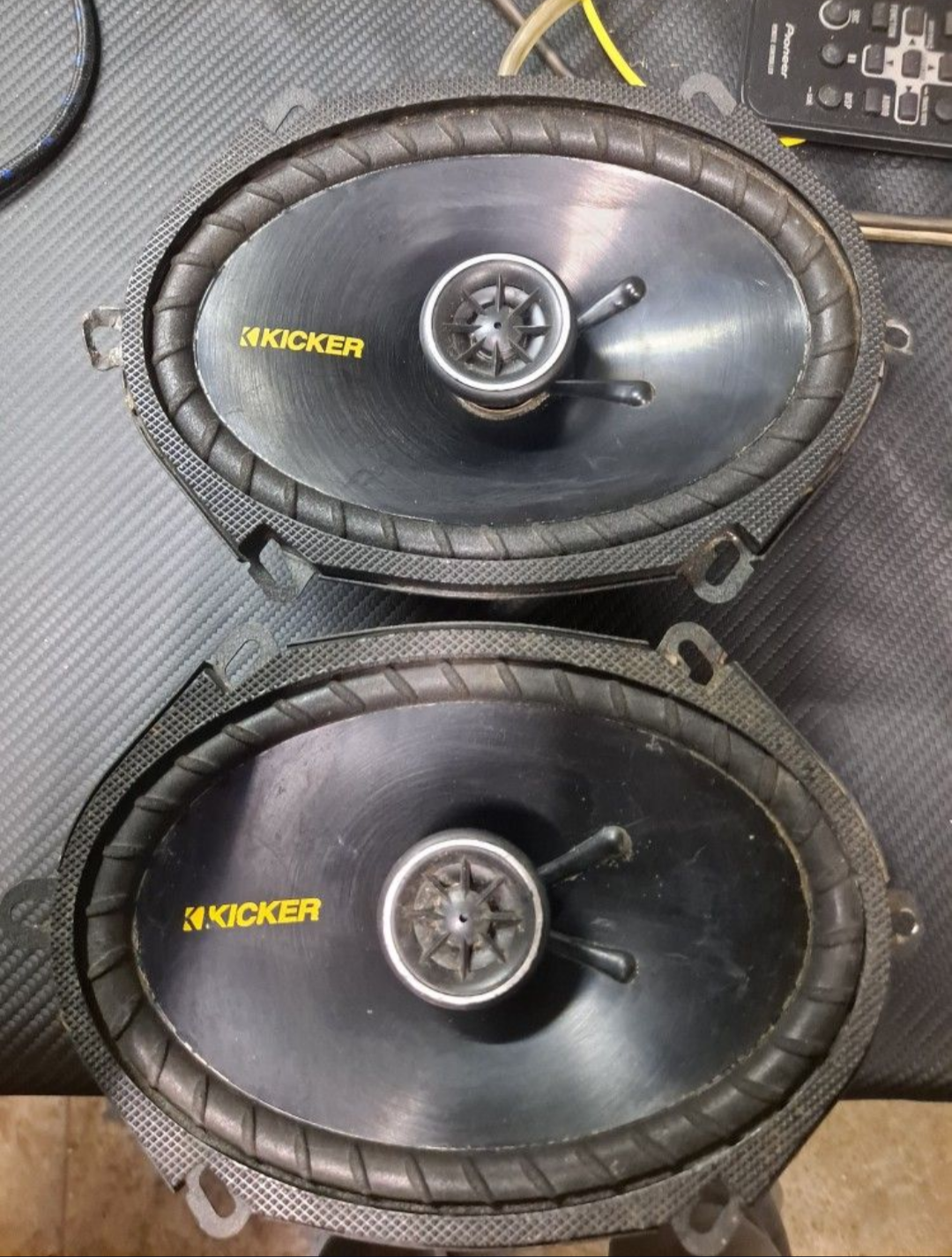 kicker cs68 2 Way Component Speakers