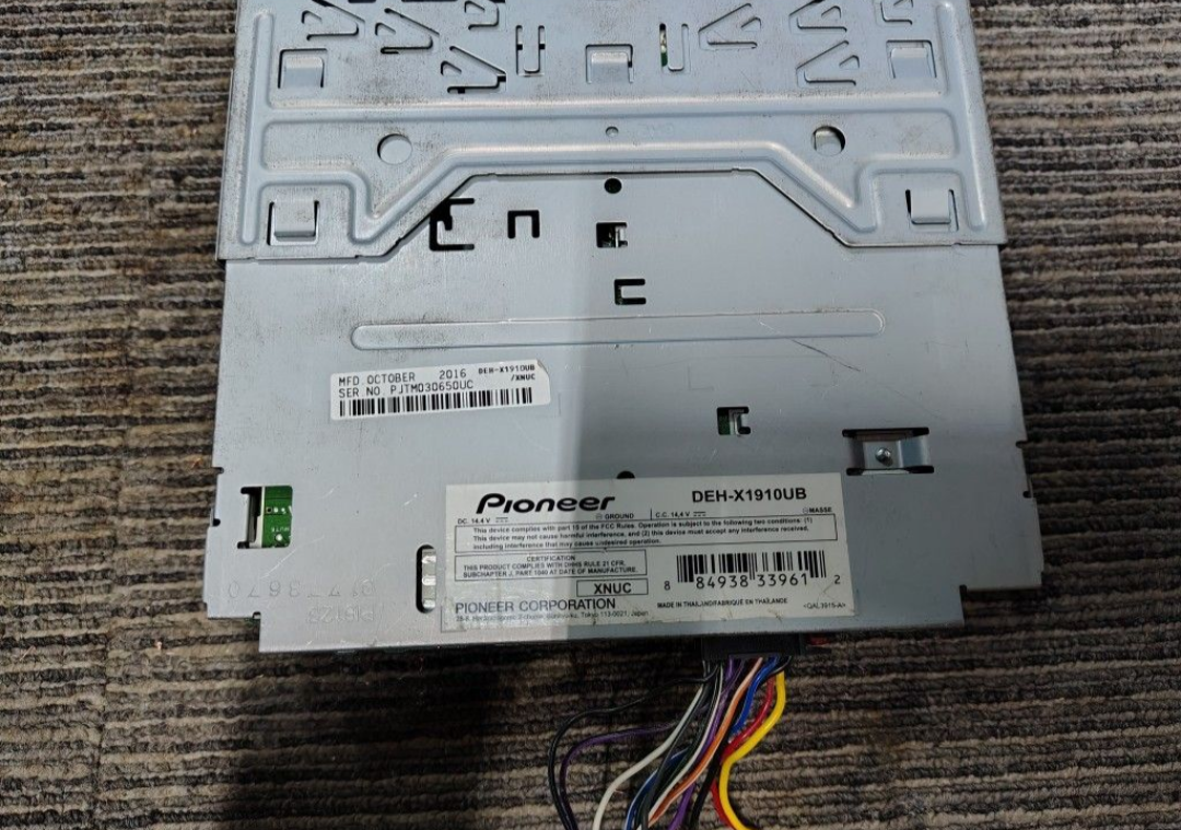 Pioneer DEH-X1910UB
CD receiver Auxiliary Usb