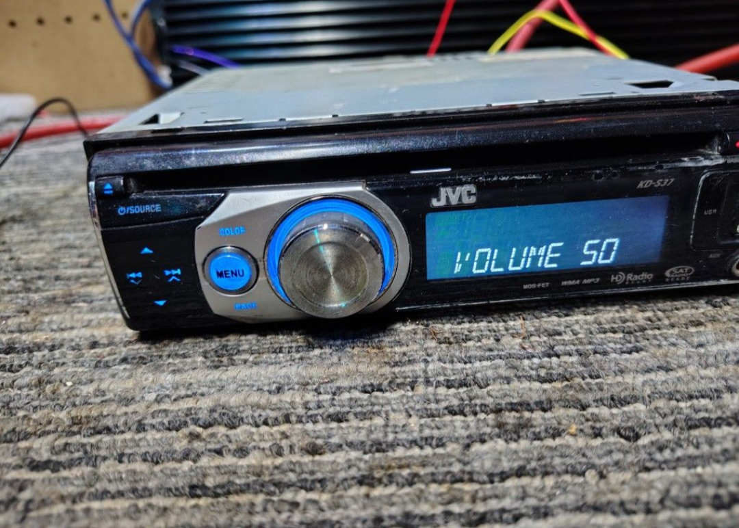 jvc kds-37 CD USB Auxiliary