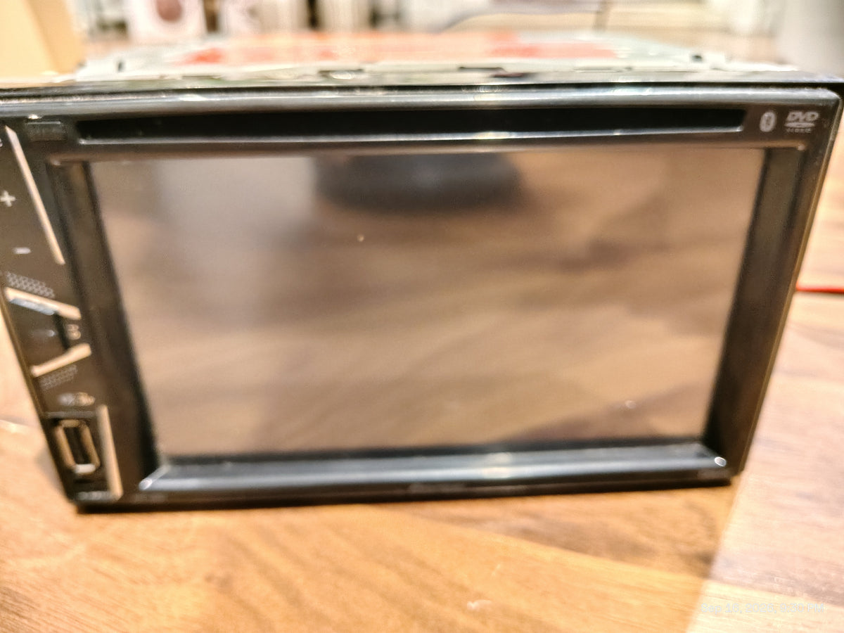 Pioneer AVH-110BT DVD Double-Din Bluetooth Receiver Tested ✅