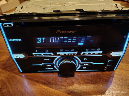 Pioneer FH-X720BT 2 DIN In-Dash CD Player Stereo Bluetooth USB AUX Tested ✅