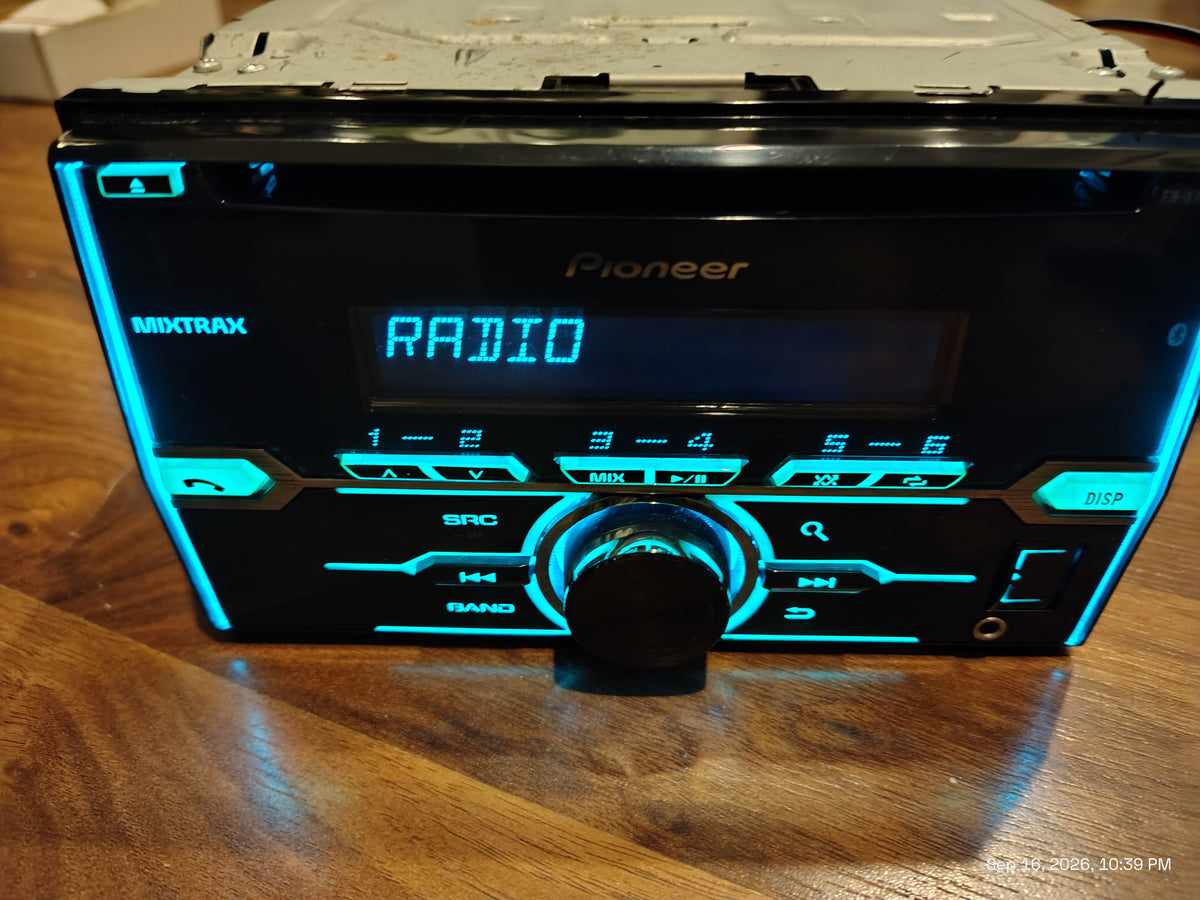 Pioneer FH-X720BT 2 DIN In-Dash CD Player Stereo Bluetooth USB AUX Tested ✅