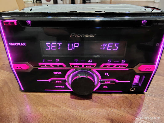 Pioneer FH-X720BT 2 DIN In-Dash CD Player Stereo Bluetooth USB AUX Tested ✅