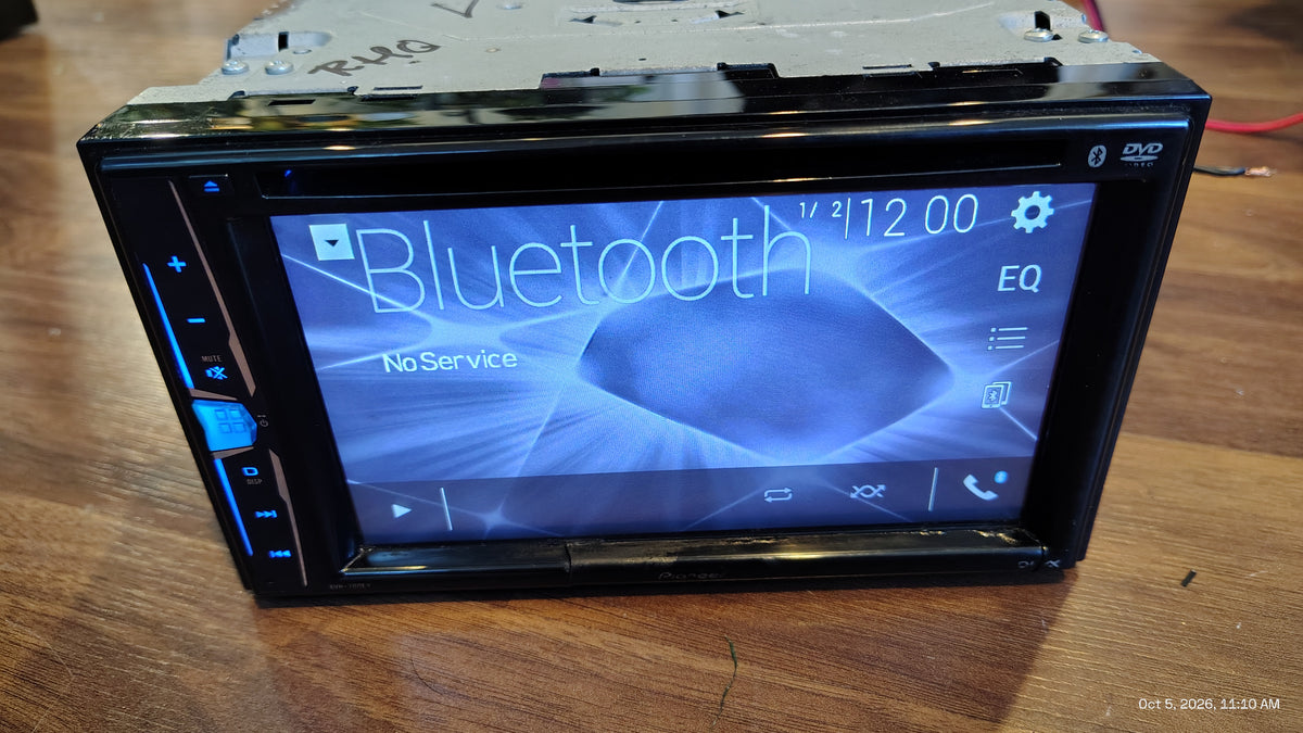 Pioneer AVH-200EX 2 DIN Touchscreen DVD Player Bluetooth USB AUX InDash Tested ✅