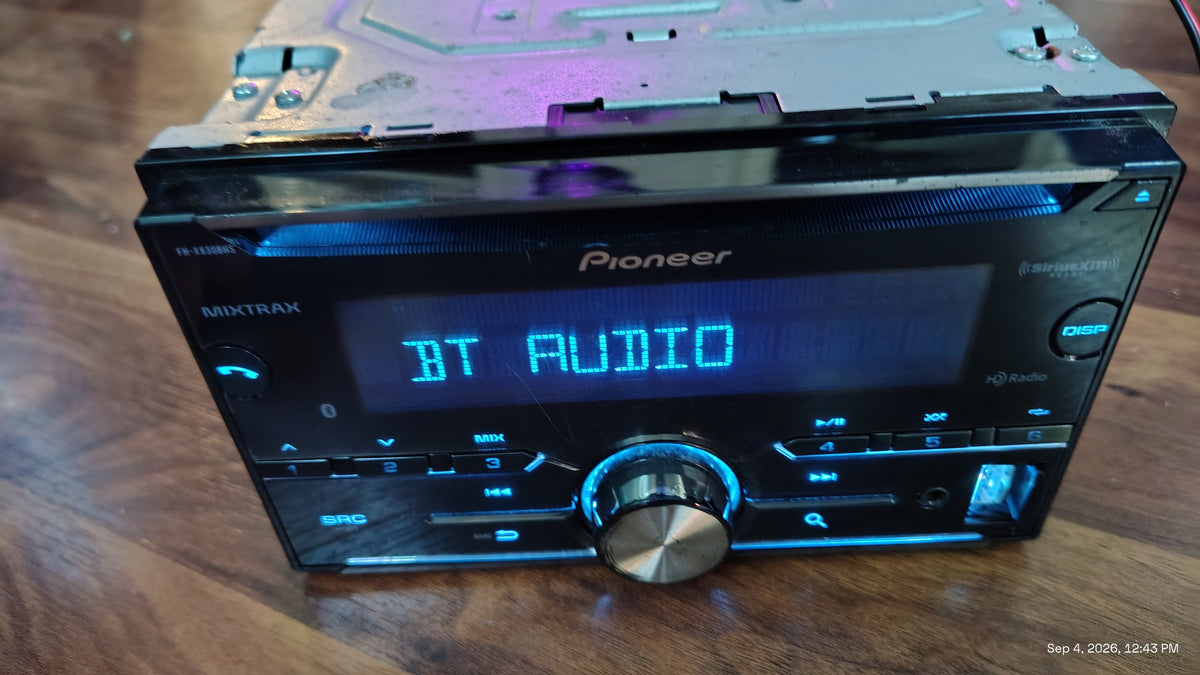Pioneer FH-X830BHS Double Din CD Bluetooth USB HD Radio Stereo Tested ✅