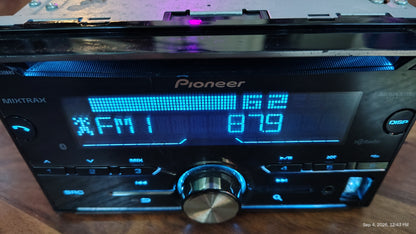 Pioneer FH-X830BHS Double Din CD Bluetooth USB HD Radio Stereo Tested ✅