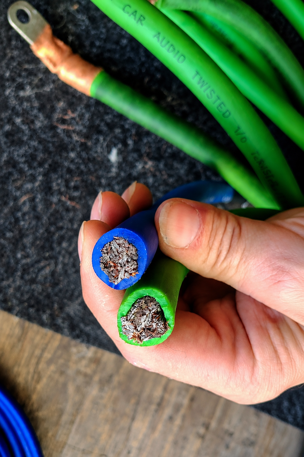 Blurred Vision Audio 0 Gauge 50 Feet Power/Ground Battery Wire Cables (BLUE)(Prototype) With 6 Copper Lugs