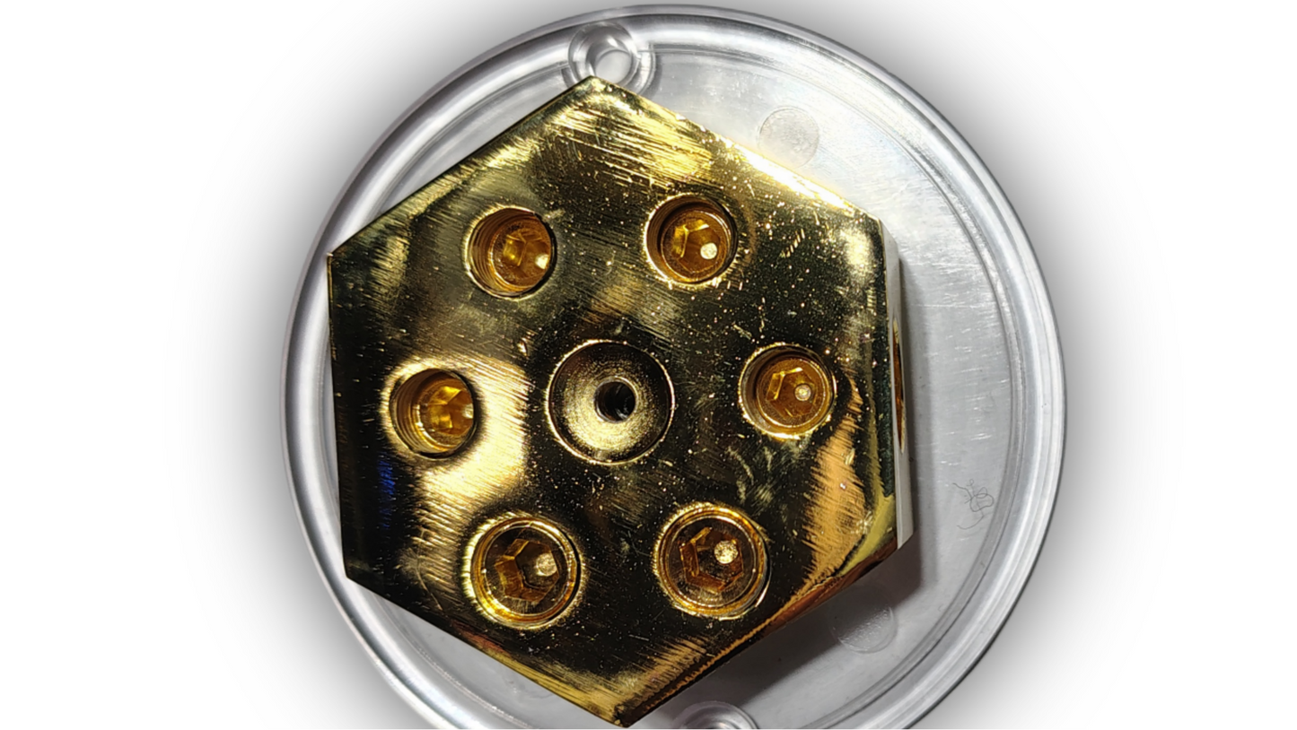 Blurred Vision Audio BVDB-204
High-Performance Power/Ground Distribution Block