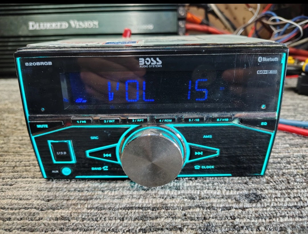 BOSS Audio Double Din 820BRGB Bluetooth USB AUXILIARY Tested ✅